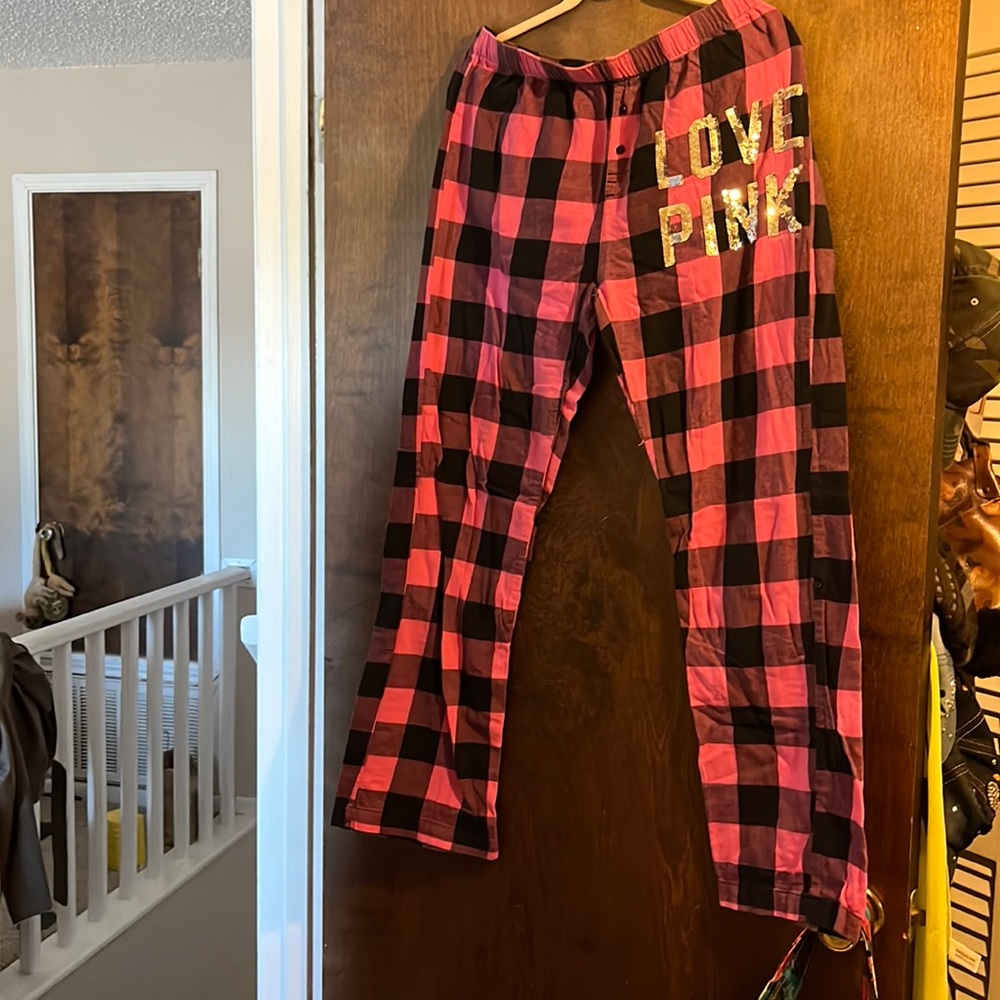 Pink and black checked pajamas size medium great shape by Victoria’s Secret pink